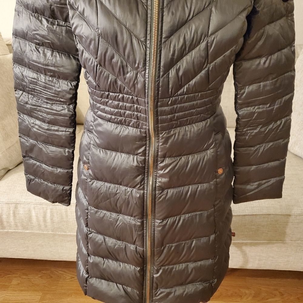 Bernardo Packable Down Walker Jacket - Picture 4 of 13
